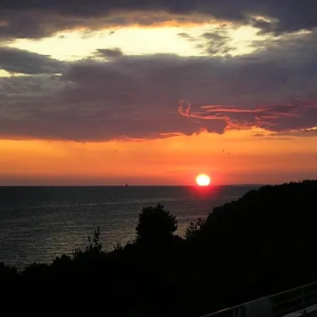 Sunset Hotel